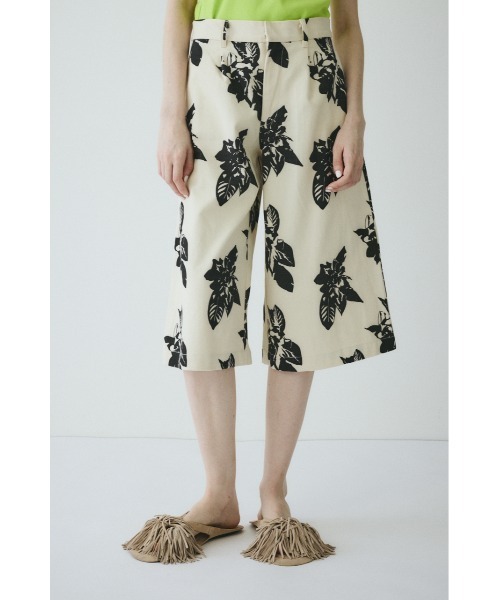 HeRIN.CYE(ヘリンドットサイ)の「Loose wide half pants / ルーズワイドハーフパンツ(その他パンツ・レディース・ブラック/レッド・38/36)」の5枚目の写真