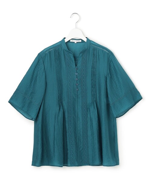 23区 L(ニジュウサンクオオキイサイズ)の「【WEB&一部店舗限定】はしごレース シアー トップス(シャツ/ブラウス・レディース・アイボリー系/ブラック系/ダークブラウン系/パイングリーン系/ダルブルー系・46/44)」の19枚目の写真