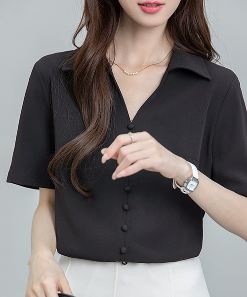 MILAE（ミレ）の「開襟シャツ風オーバーサイズ半袖プルオーバー（シャツ/ブラウス・レディース・ホワイト/ブラック・L/M/S）」の11枚目の写真