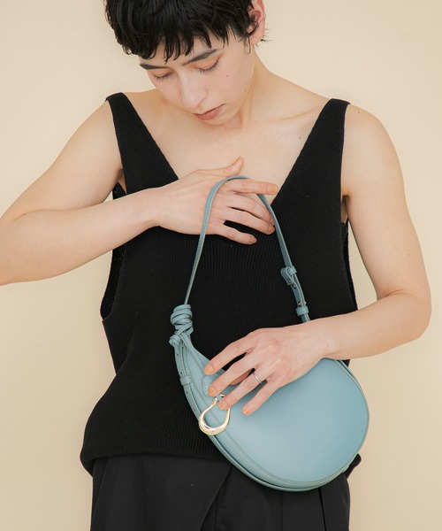 LE VERNIS（ル・ベルニ）の「LE VERNIS(ル・ベルニ)Poire mini shoulder（ショルダーバッグ・レディース・ブルー/ベージュ/ブラック・FREE）」の9枚目の写真
