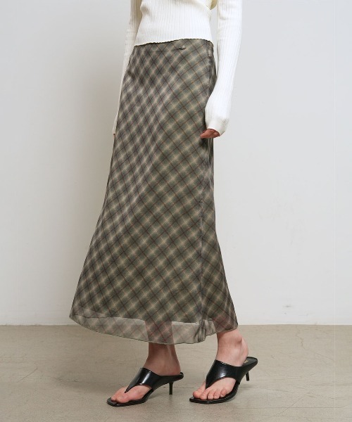 GENERAL IDEA（ジェネラルアイデア）の「【GENERAL IDEA】チェックシアーロングスカート / CHECK SHEER LONG SKIRT（スカート・レディース・グレー/カーキ/ピンク・S/L/M）」の2枚目の写真