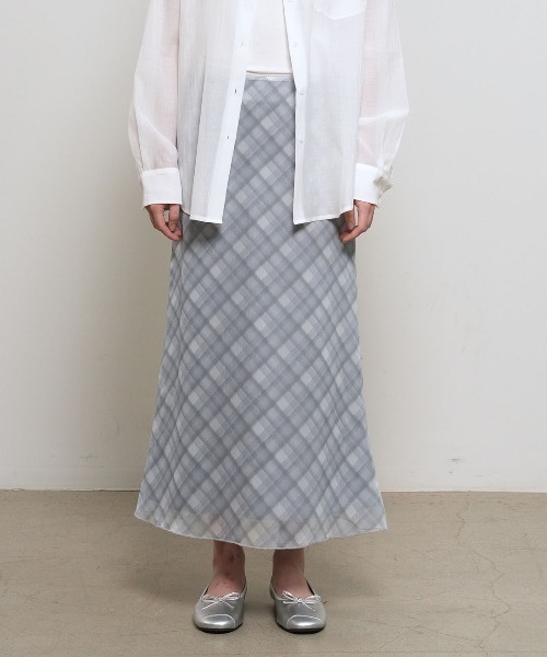 GENERAL IDEA（ジェネラルアイデア）の「【GENERAL IDEA】チェックシアーロングスカート / CHECK SHEER LONG SKIRT（スカート・レディース・グレー/カーキ/ピンク・S/L/M）」の5枚目の写真