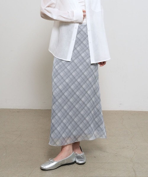 GENERAL IDEA（ジェネラルアイデア）の「【GENERAL IDEA】チェックシアーロングスカート / CHECK SHEER LONG SKIRT（スカート・レディース・グレー/カーキ/ピンク・S/L/M）」の4枚目の写真