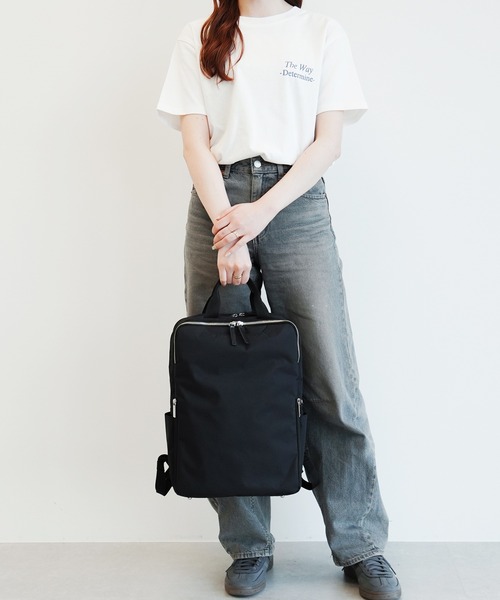 ace.(エース)の「フィッテムライト リュックサック A4サイズ 14インチ収納 15L 20392(ビジネスバッグ・レディース・ブラック/ダークグレー・FREE)」の8枚目の写真
