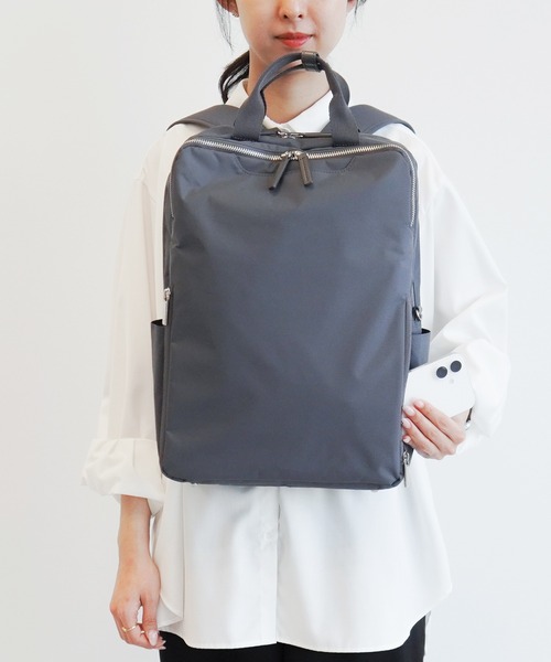 ace.(エース)の「フィッテムライト リュックサック A4サイズ 14インチ収納 15L 20392(ビジネスバッグ・レディース・ブラック/ダークグレー・FREE)」の18枚目の写真