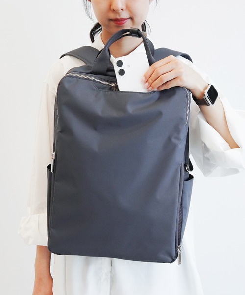 ace.(エース)の「フィッテムライト リュックサック A4サイズ 14インチ収納 15L 20392(ビジネスバッグ・レディース・ブラック/ダークグレー・FREE)」の19枚目の写真