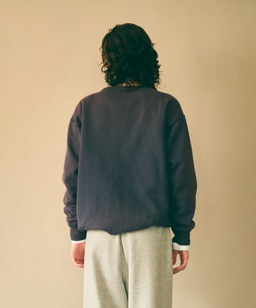 kha:ki（カーキ）の「「KHA:KI / カーキ」DAMAGE SWEAT SHIRT -My MUSE-（Tシャツ/カットソー・レディース・ネイビー/ピンク/ホワイト/ブラック/グレー・FREE）」の11枚目の写真