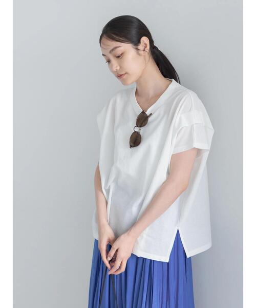 Te chichi(テチチ)の「【接触冷感】ショルダータックTシャツ(Tシャツ/カットソー・レディース・チャコールグレー/ブラウン/レッド/オフホワイト・F)」の9枚目の写真