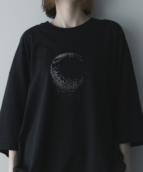 remer（リメール）の「ルーズオーバーサイズグラフィックT / loose oversized graphic Tee〈shadow moon〉（Tシャツ/カットソー・メンズ・ブラック・SMALL/LARGE/X-SMALL/MEDIUM）」の7枚目の写真