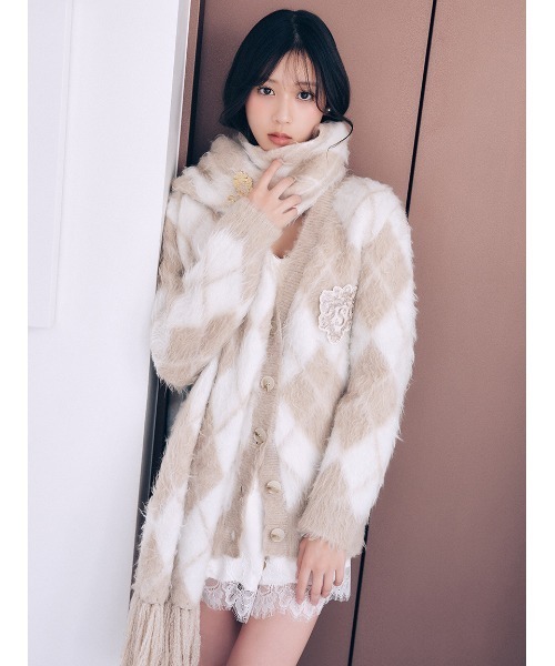 SNIDEL(スナイデル)の「レーストリムサテンショートパンツ(その他パンツ・レディース・グレー/ブラック/オフホワイト・0/1)」の5枚目の写真