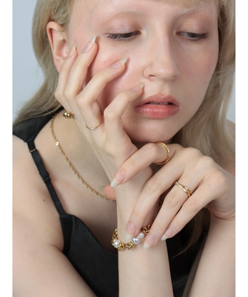 Bilan(ビラン)の「【BILAN】(金属アレルギー軽減)Twist Shine Ring/ツイストシャインリング(リング・レディース・ゴールド・14号/16号/12号)」の3枚目の写真