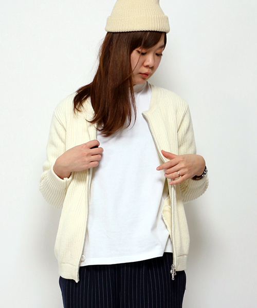 LBC（エルビーシー）の「5G片畦ジップカーディガン     （カーディガン/ボレロ・レディース・ダークブルー/オフホワイト・LARGE/MEDIUM）」の2枚目の写真