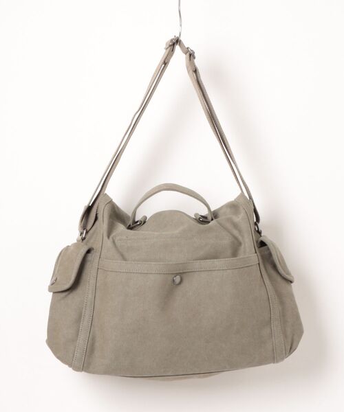 A.P.C.（アーペーセー）の「BESACE RECUPERATION（ショルダーバッグ・メンズ・カーキ・ONESIZE）」の2枚目の写真