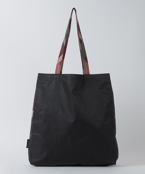 BLUE LABEL CRESTBRIDGE（ブルーレーベルクレストブリッジ）の「パーシャルクレストブリッジチェックエコバッグ（ショルダーバッグ・レディース・ブラック/ダークネイビー/パープル・FREE）」の4枚目の写真
