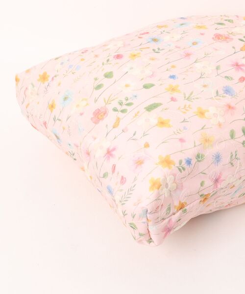 TONE SELECT GOODS(トーンセレクトグッズ)の「Liaa/ボタニカル フラワー 刺繍トートバッグ A18835(トートバッグ・レディース・アイボリー/ピンク/ブルー・FREE)」の4枚目の写真