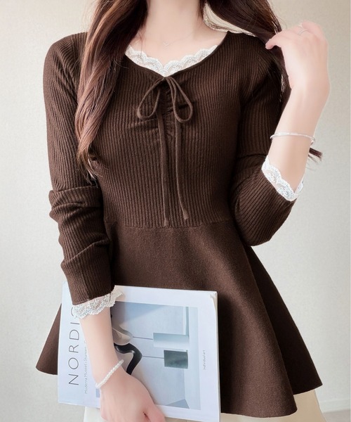 mily bilet(ミウィビレット)の「【mily bilet】甘さをひとさじ、華やぐ大人ガーリー。レースレイヤード風ギャザーリボンペプラムニット(長袖)(ニット/セーター・レディース・アイボリー/ブラウン/チャコール・LARGE/SMALL/X-LARGE/MEDIUM)」の10枚目の写真