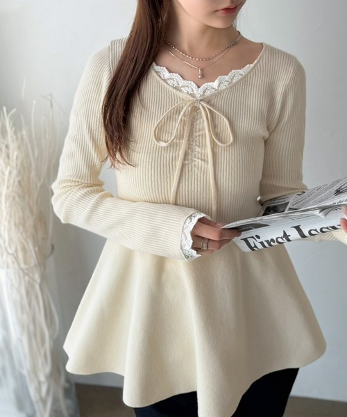 mily bilet(ミウィビレット)の「【mily bilet】甘さをひとさじ、華やぐ大人ガーリー。レースレイヤード風ギャザーリボンペプラムニット(長袖)(ニット/セーター・レディース・アイボリー/ブラウン/チャコール・LARGE/SMALL/X-LARGE/MEDIUM)」の6枚目の写真
