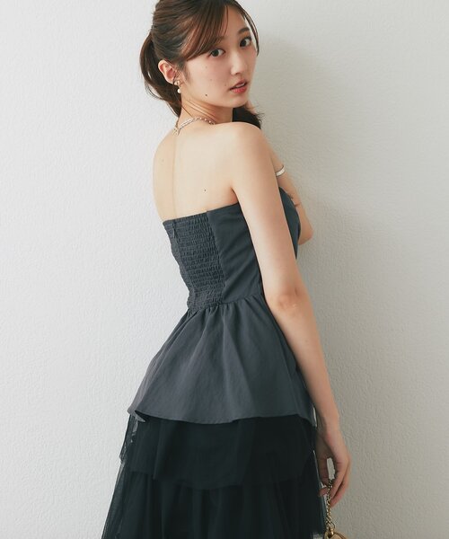 La boutique BonBon(ラブティックボンボン)の「【スタイリングのポイントに】キュプラ混ビスチェブラウス(シャツ/ブラウス・レディース・ピンク/チャコールグレー・FREE)」の5枚目の写真