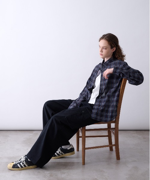Perushu(ペルーシュ)の「OMBRE CHECK DAMAGE SHIRT/オンブレチェックダメージシャツ(シャツ/ブラウス・メンズ・ボルドー/ダークネイビー/ブラック・MEDIUM/LARGE)」の16枚目の写真
