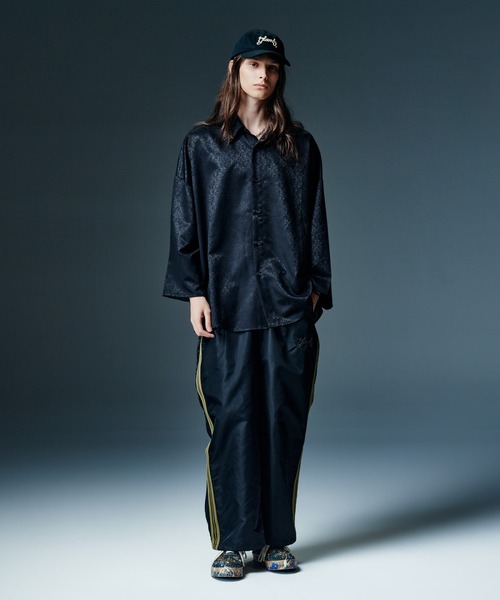 glamb(グラム)の「Baggy Sleeves Shirt / バギースリーブシャツ(シャツ/ブラウス・メンズ・ブラック/ライトブルー・S/M/L)」の6枚目の写真