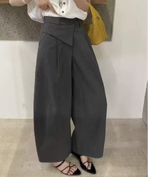 アシンメトリーウエストカーブワイドパンツ