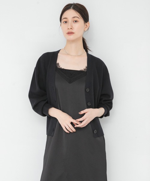 URBAN RESEARCH(アーバンリサーチ)の「コットンカシミヤVネックショートカーディガン(ニット/セーター・レディース・ベージュ/チャコールグレー/ブラック・FREE)」の19枚目の写真