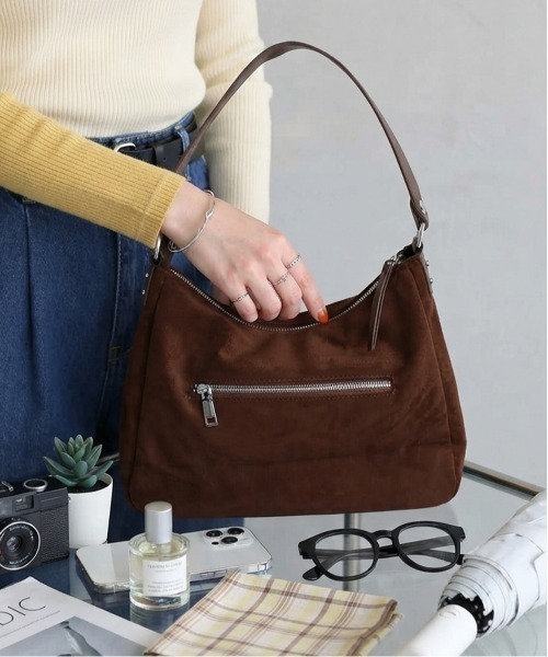 Rejoule(リジュール)の「PU スエード 2WAYショルダーバッグ(ショルダーバッグ・レディース・ブラック系その他/ベージュ/キャメル/ブラック/ブラウン・FREE)」の4枚目の写真