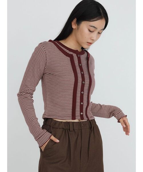 FIKA.（フィーカ）の「Prib Layer Cardigan（Tシャツ/カットソー・レディース・ブラウン/エンジ/チャコール/キャメル/アイボリー・FREE）」の9枚目の写真