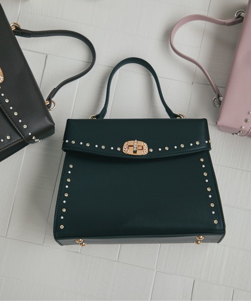 tocco closet(トッコ クローゼット)の「【Mediumサイズ】2WAYショルダー付きパールスタッズバッグ(ショルダーバッグ・レディース・ピンク/アイボリー/ブラウン/ブラック/グレイッシュベージュ・M)」の15枚目の写真