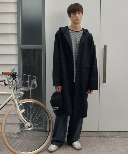 WEDNESDAY OASIS（ウェンズデーオアシス）の「[Atelier Edition] HEYS STRING フードパーカージャケット_BLACK(WCB6OT01)（その他アウター・メンズ・ブラック・FREE）」の2枚目の写真