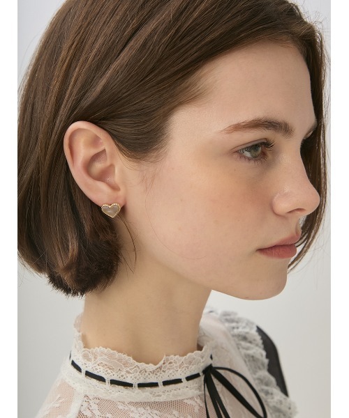 スワロフスキー　ダブルライン ストーン ピアス 両耳用　新品 ナチュラルストーンハートピアス（ピアス（両耳用））｜LILY BROWN