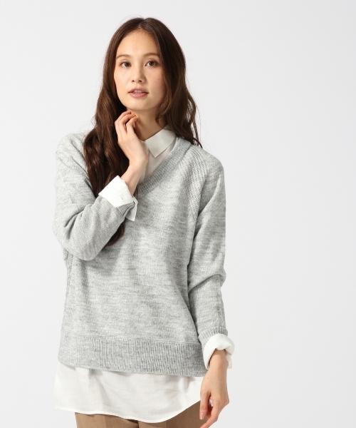 GLOBAL WORK(グローバルワーク)の「7ゲージイタリアVネック長袖/719688(ニット/セーター・レディース・ホワイト系その他/ライトグレー/ピンク系その他/カーキ/ブルー系その他・SMALL/MEDIUM/LARGE)」の1枚目の写真