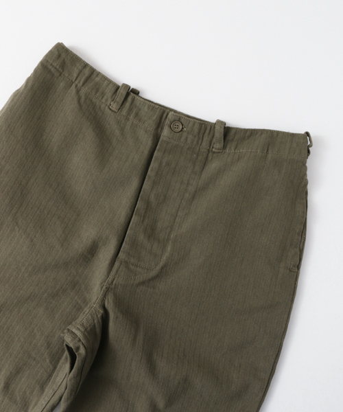 UR SELECT（ユーアールセレクト）の「UR SELECT HERRINGBONE PANTS（その他パンツ・メンズ・ブラック/アイボリー/カーキ・ONE）」の20枚目の写真