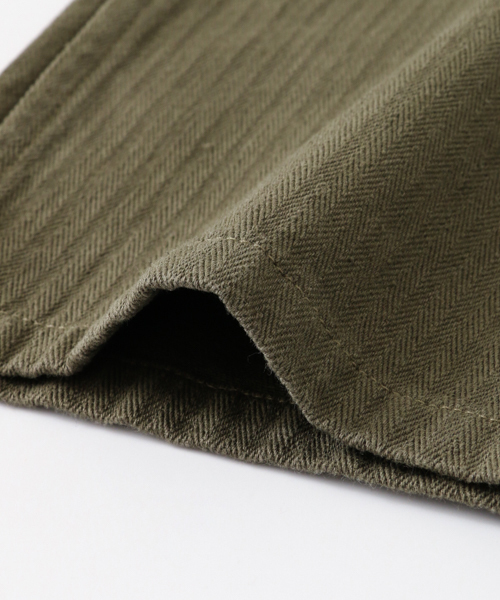 UR SELECT（ユーアールセレクト）の「UR SELECT HERRINGBONE PANTS（その他パンツ・メンズ・ブラック/アイボリー/カーキ・ONE）」の11枚目の写真