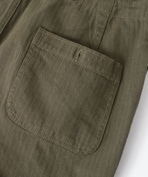 UR SELECT（ユーアールセレクト）の「UR SELECT HERRINGBONE PANTS（その他パンツ・メンズ・ブラック/アイボリー/カーキ・ONE）」の13枚目の写真