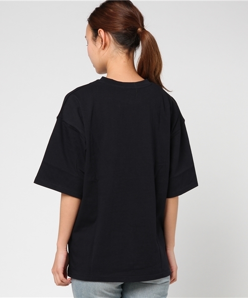 COMME CA ISM（コムサイズム）の「【雑誌掲載商品】コットン天竺ワイドＴシャツ（Tシャツ/カットソー・レディース・ホワイト/ネイビー・SMALL/LARGE/MEDIUM）」の5枚目の写真