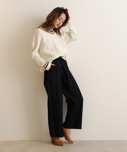 FREE'S MART（フリーズマート）の「Ｖカットチャンキーヒール（パンプス・レディース・ブラック/ブラウン/グリーン・LARGE/MEDIUM）」の21枚目の写真