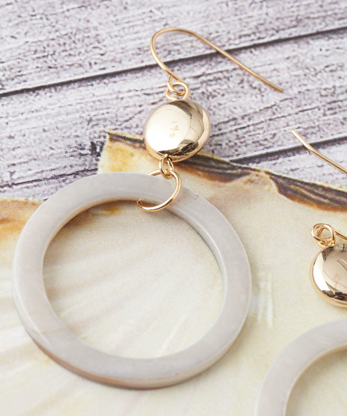 ear PAPILLONNER（イアパピヨネ）の「ナチュラルカラーピアス（ピアス（両耳用）・レディース・ライトグレー/ピンク・FREE）」の3枚目の写真