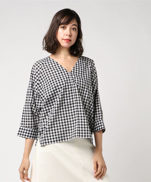 AMERICAN HOLIC（アメリカンホリック）の「・Vネックバックタックブラウス＊（シャツ/ブラウス・レディース・その他5/ドット/ブラック/ベージュ系その他・FREE）」の17枚目の写真