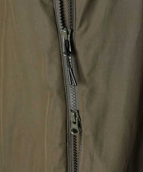 SHIPS JET BLUE（シップスジェットブルー）の「SHIPS JET BLUE: 光電子 マウンテンパーカー◇（マウンテンパーカー・メンズ・ブラック/オリーブ/ネイビー・X-SMALL/SMALL/MEDIUM/LARGE）」の11枚目の写真