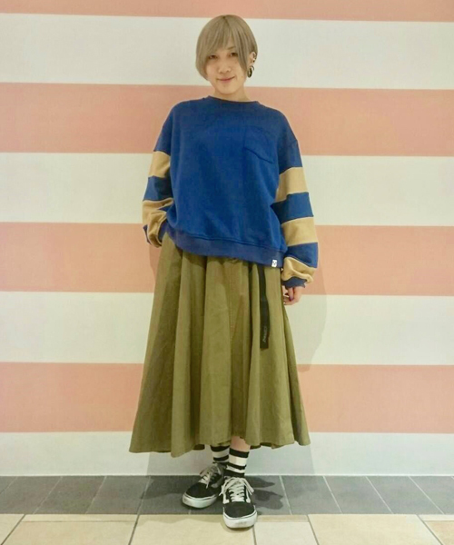 Candy Stripper（キャンディストリッパー）の「VOLUME TACK FLARE スカート（スカート・レディース・ブラック/ベージュ/カーキ/ボルドー・1/2）」の14枚目の写真