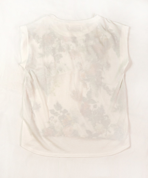 salle de bal(サルデバル)の「【For the people/フォーザピープル】多色花柄プリントノースリーブ AOD(Tシャツ/カットソー・レディース・ブラック/ネイビー/オフホワイト・FREE)」の11枚目の写真