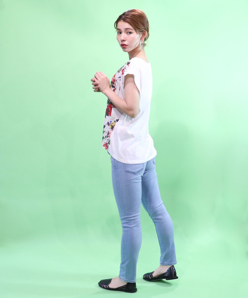 salle de bal(サルデバル)の「【For the people/フォーザピープル】多色花柄プリントノースリーブ AOD(Tシャツ/カットソー・レディース・ブラック/ネイビー/オフホワイト・FREE)」の16枚目の写真