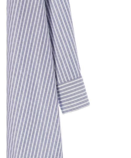 YECCA VECCA（イェッカヴェッカ）の「オーバーサイズシャツワンピース（シャツワンピース・レディース・ホワイト/サックスブルー/ストライプ・FREE）」の6枚目の写真