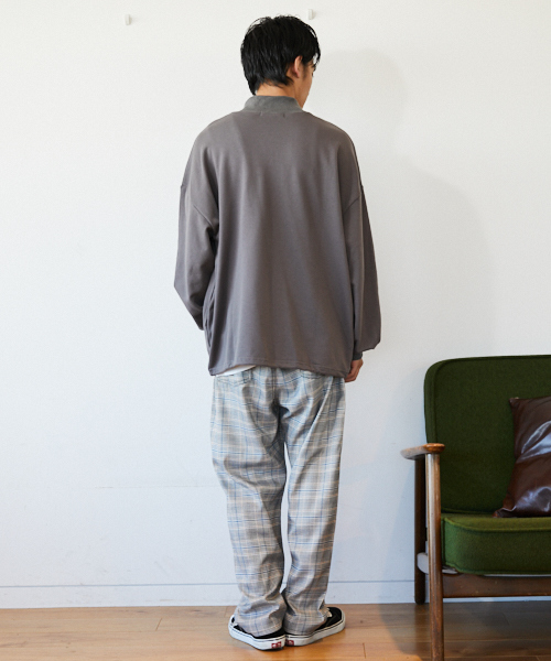 kutir(クティール)の「【ビッグシルエット】裏毛ハーフジッププルオーバー スウェット(スウェット・メンズ・ホワイト/チャコールグレー/ベージュ/グリーン系その他・MEDIUM/LARGE)」の20枚目の写真