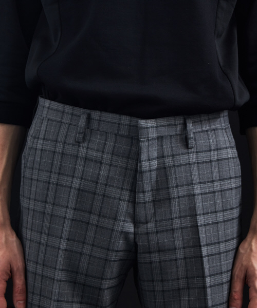 5351 POUR LES HOMMES(ゴーサンゴーイチプールオム)の「【セットアップ対応】ピンチェックスリムテーパードパンツ(その他パンツ・メンズ・グレー・44/46/48/50)」の5枚目の写真