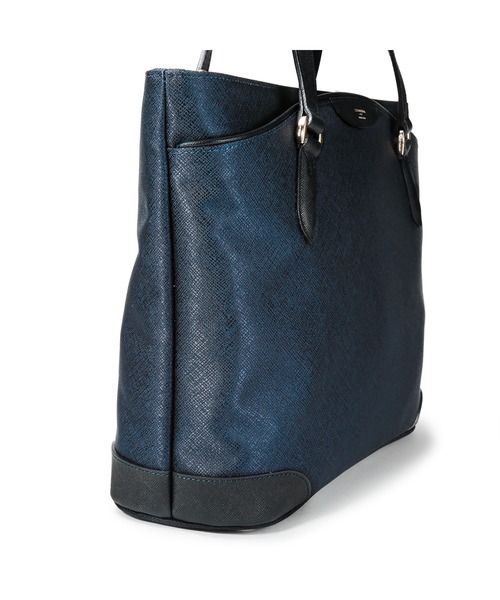 PELLE MORBIDA(ペッレモルビダ)の「VELA(ヴェーラ)横型ナイロントートバッグ(トートバッグ・レディース・チャコールグレー/ブラック/ネイビー・FREE)」の6枚目の写真