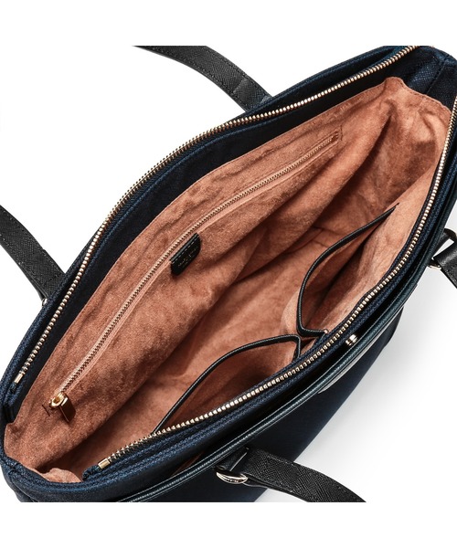 PELLE MORBIDA(ペッレモルビダ)の「VELA(ヴェーラ)横型ナイロントートバッグ(トートバッグ・レディース・チャコールグレー/ブラック/ネイビー・FREE)」の5枚目の写真