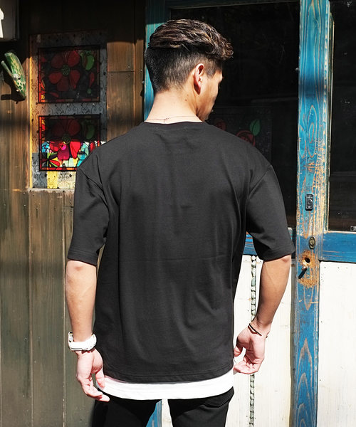 GOSTAR DE FUGA（ゴスタール ジフーガ）の「フェイクレイヤードラインプリントBIGシルエット半袖TEEシャツ/カットソー（Tシャツ/カットソー・メンズ・ホワイト/ブラック・M/L）」の10枚目の写真