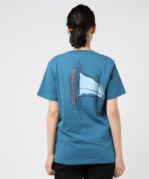 go slow caravan（ゴースローキャラバン）の「USA/Cテンジク BACKプリントムネシシュウSS TEE SHARK W（Tシャツ/カットソー・レディース・ブルー/ナチュラル・FREE）」の5枚目の写真